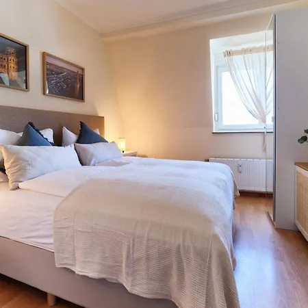 Lägenhet Marx - Zentrales & Geraeumiges Fuer Bis Zu 6 Personen - 2 Schlafzimmer Mit Tv, Wlan & Waschmaschine