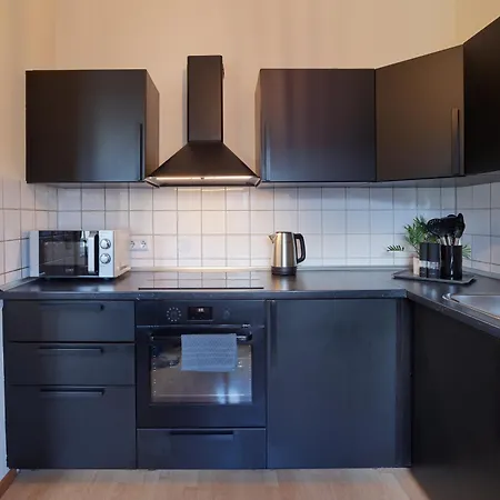 Lägenhet Marx - Zentrales & Geraeumiges Fuer Bis Zu 6 Personen - 2 Schlafzimmer Mit Tv, Wlan & Waschmaschine *