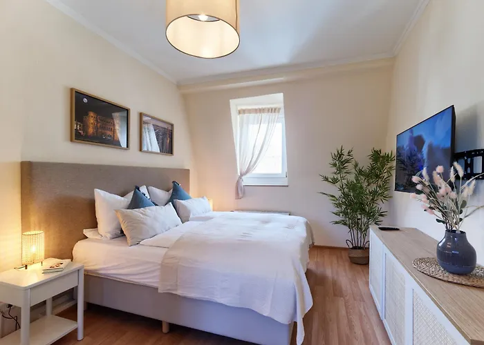 Marx - Zentrales & Geraeumiges Fuer Bis Zu 6 Personen - 2 Schlafzimmer Mit Tv, Wlan & Waschmaschine Trier